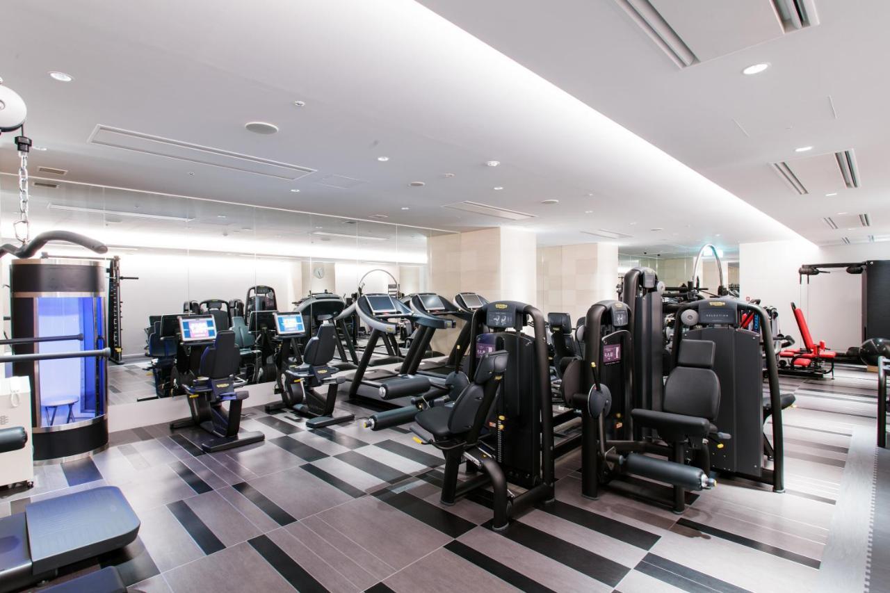 The Tokyo Station Hotel Dış mekan fotoğraf The gym at The Landmark