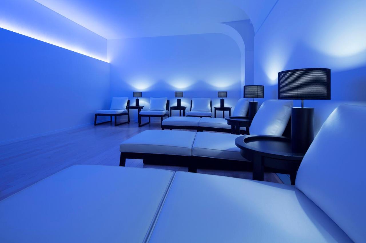 The Tokyo Station Hotel Dış mekan fotoğraf The Blue Room